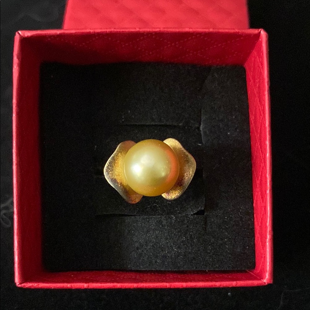 Golden Cultured South Sea Pearl
